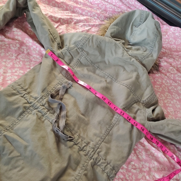 Coat - Picture 10 of 16